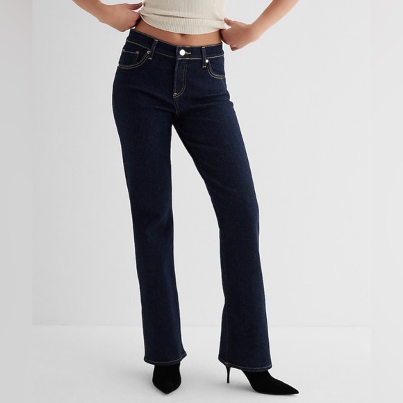 Express Denim - Express Barely Boot Low Rise Women's Jeans 6 Short